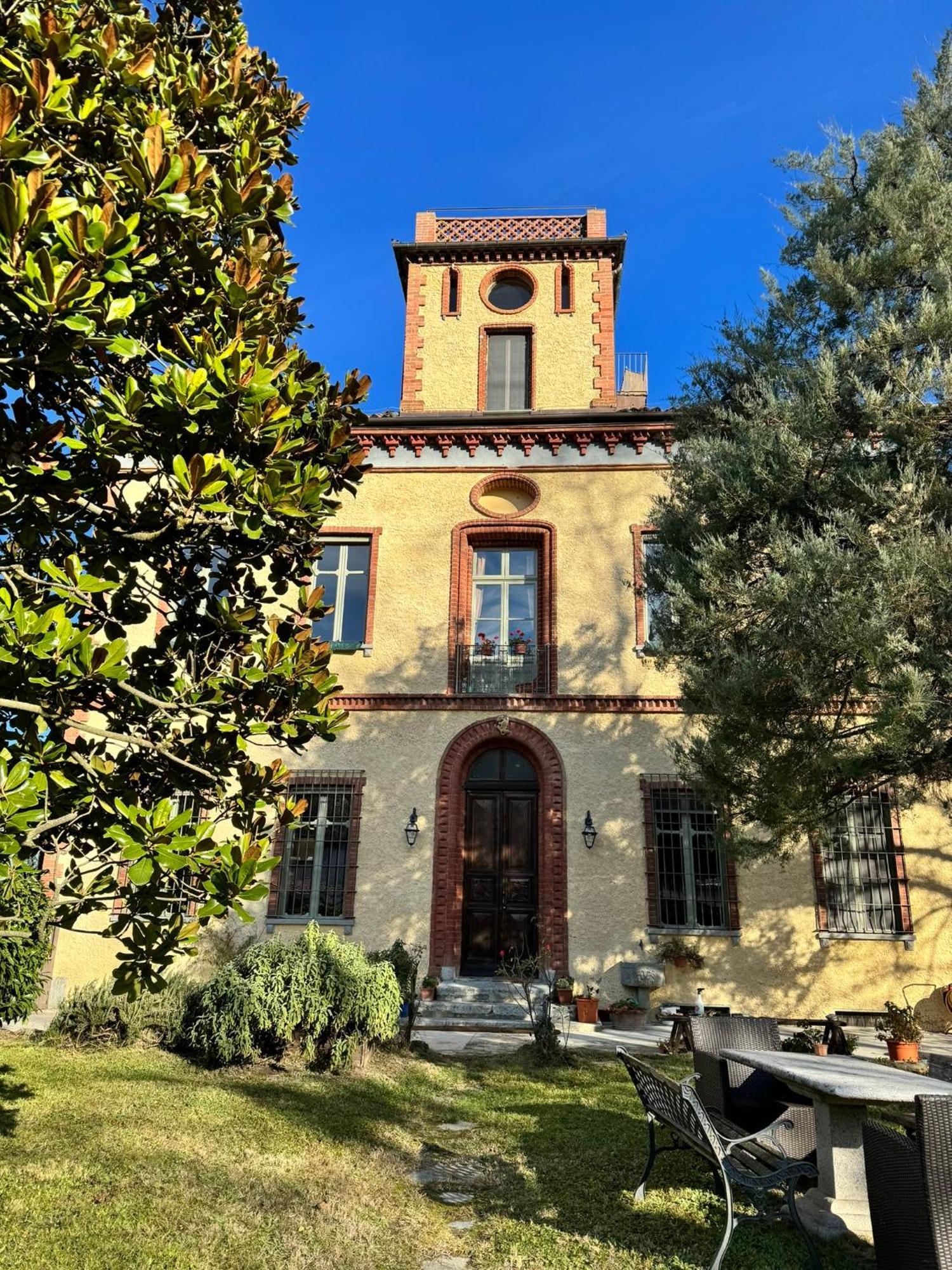 Bed and Breakfast Bed&Box Gassino Torinese Esterno foto